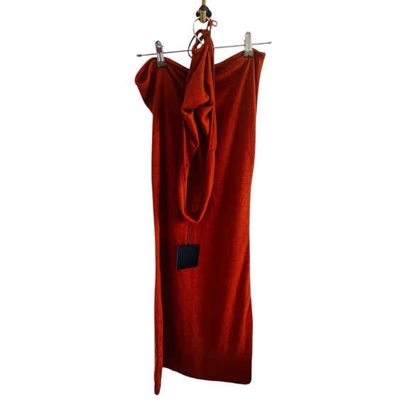 Starlow Cut Out Halter Midi Dress - Picture 4 of 6